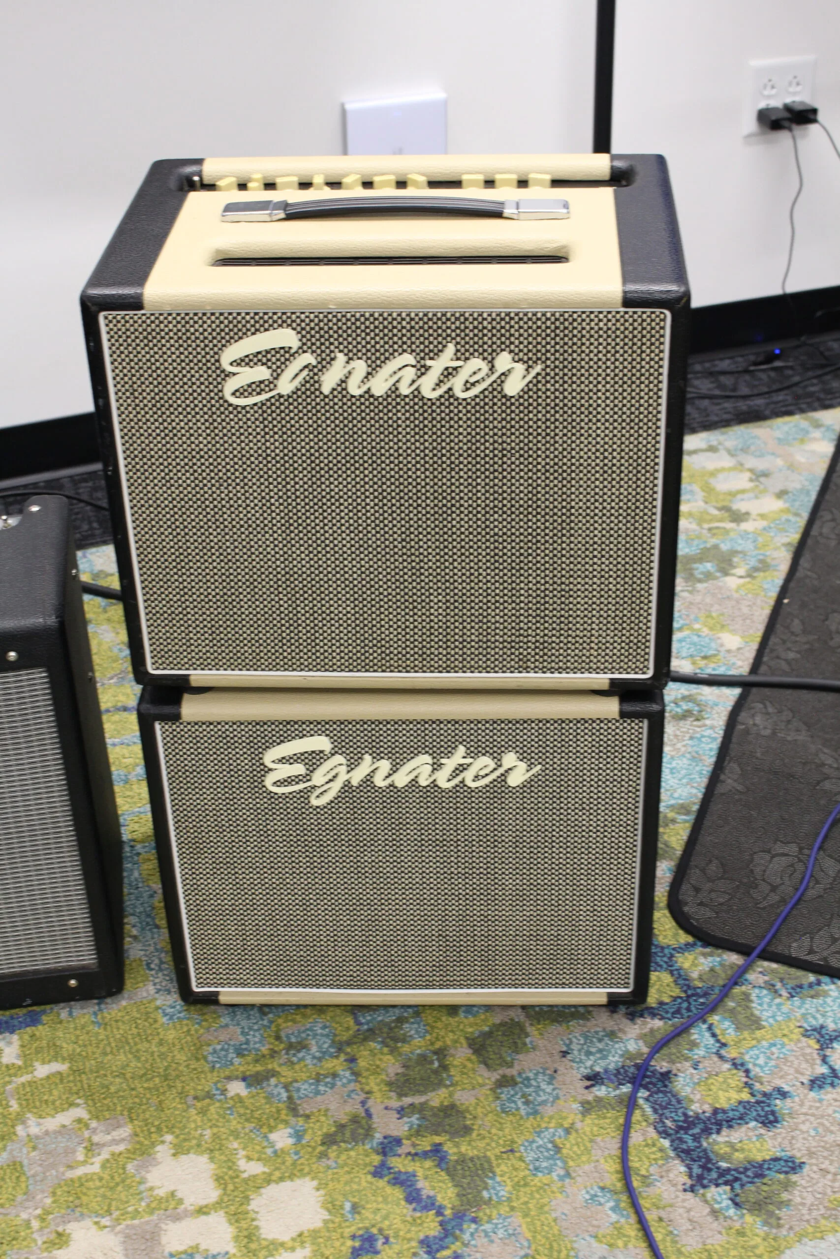 Egnater Rebel 30 house amp with extension cab