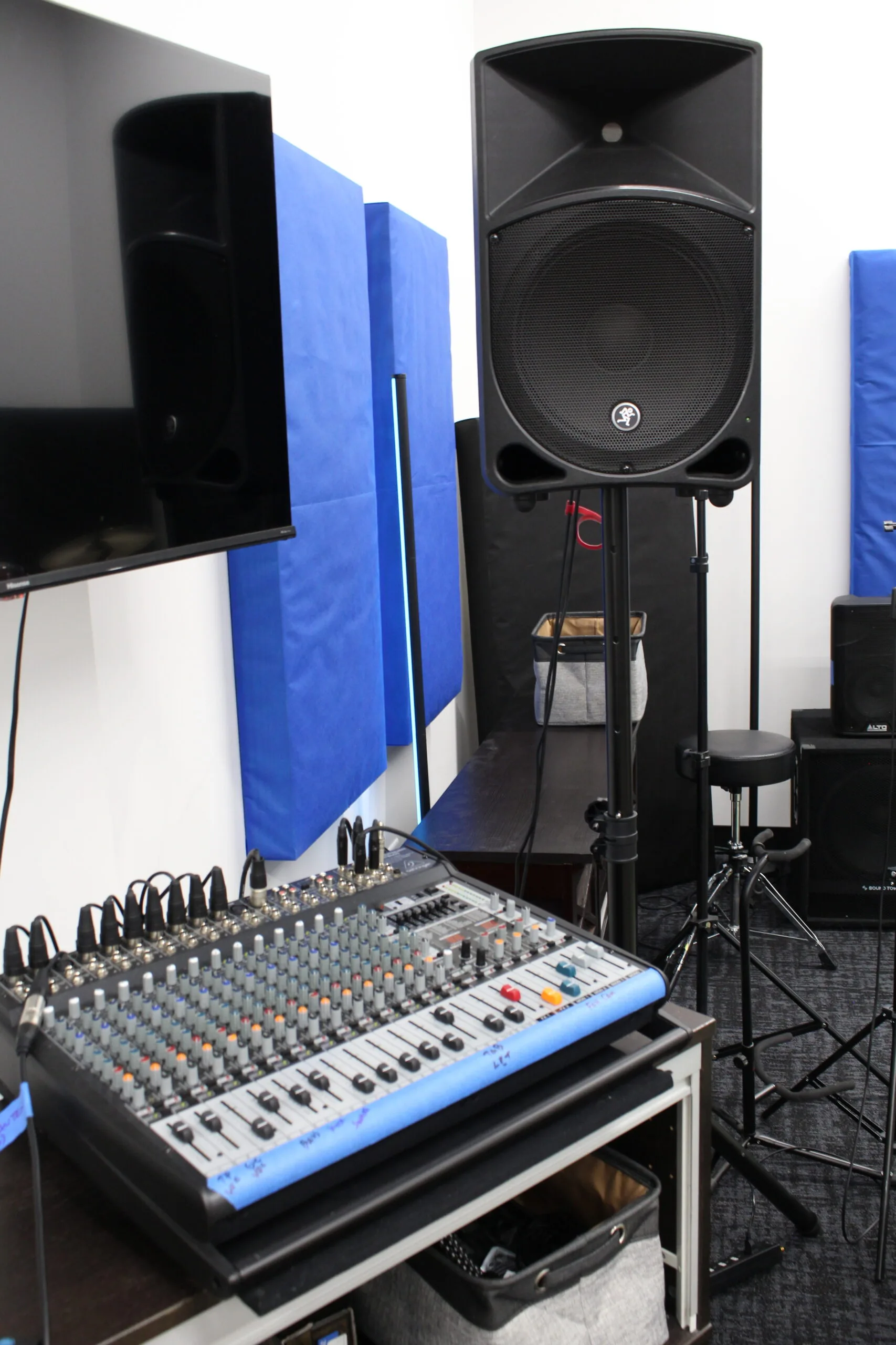 House PA Behringer PMP 5000 board, 16 channels, 2 Mackie 12" mains, 2 EV 12" monitors, 2 Alto 10" monitors, 2 SountTown 15" subs